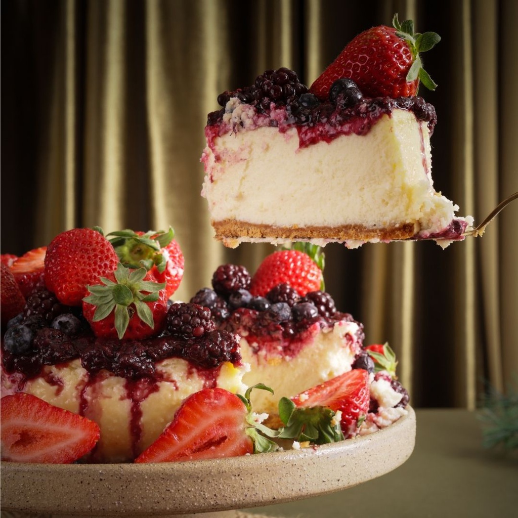 CHEESECAKE DE FRUTAS VERMELHAS