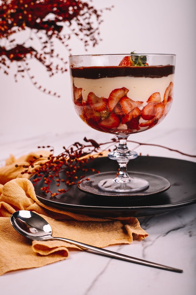 TAÇA DE BOMBOM ABERTO DE MORANGO