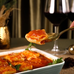 [55611] FAGOTTINI DE DAMASCO COM ABACAXI E MOLHO POMODORO